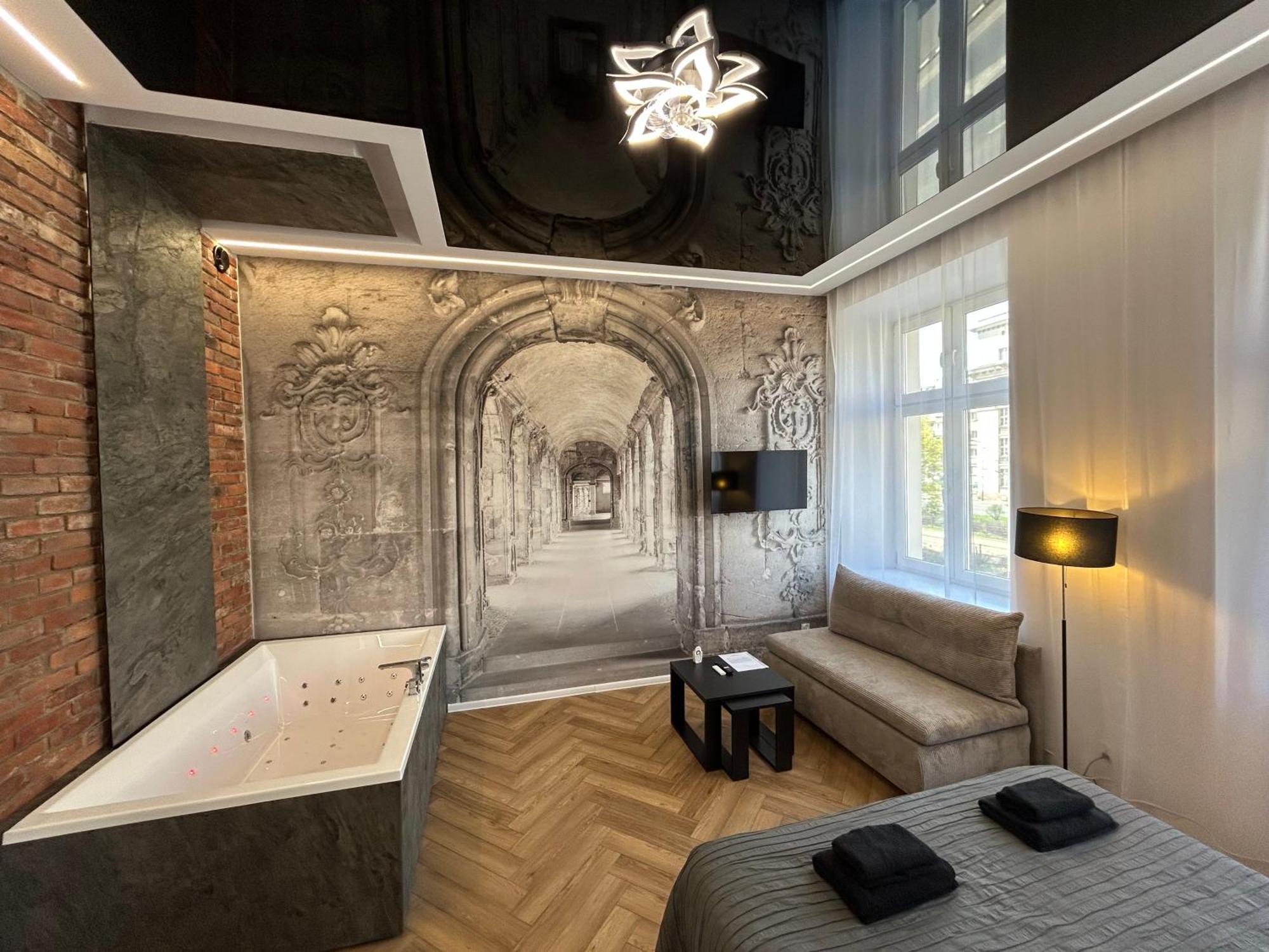 Leilighet Sky Mirror Jacuzzi Krasków