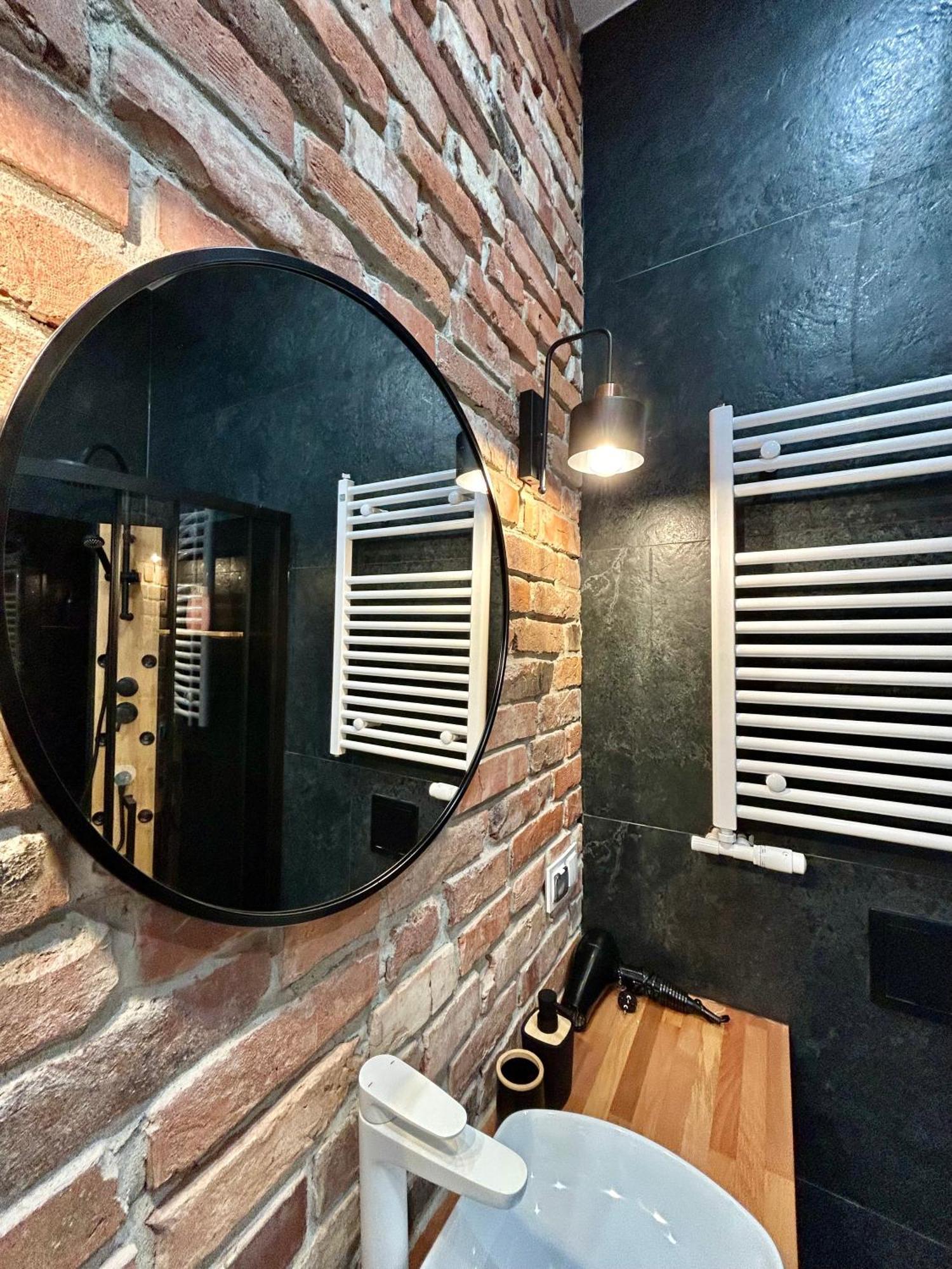 Leilighet Sky Mirror Jacuzzi Krasków
